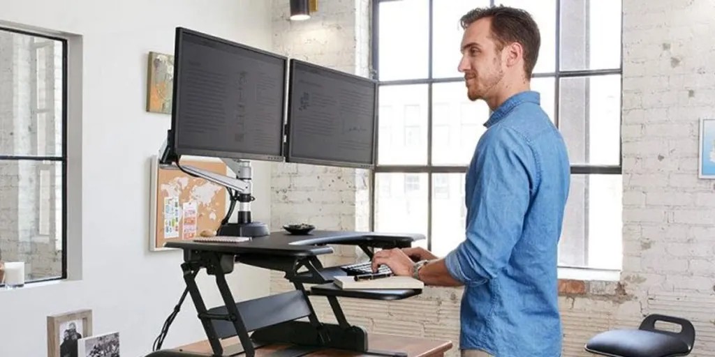 THE ADVANTAGES OF EMBRACING ADJUSTABLE HEIGHT OFFICE DESKS FOR ENHANCED WELL-BEING